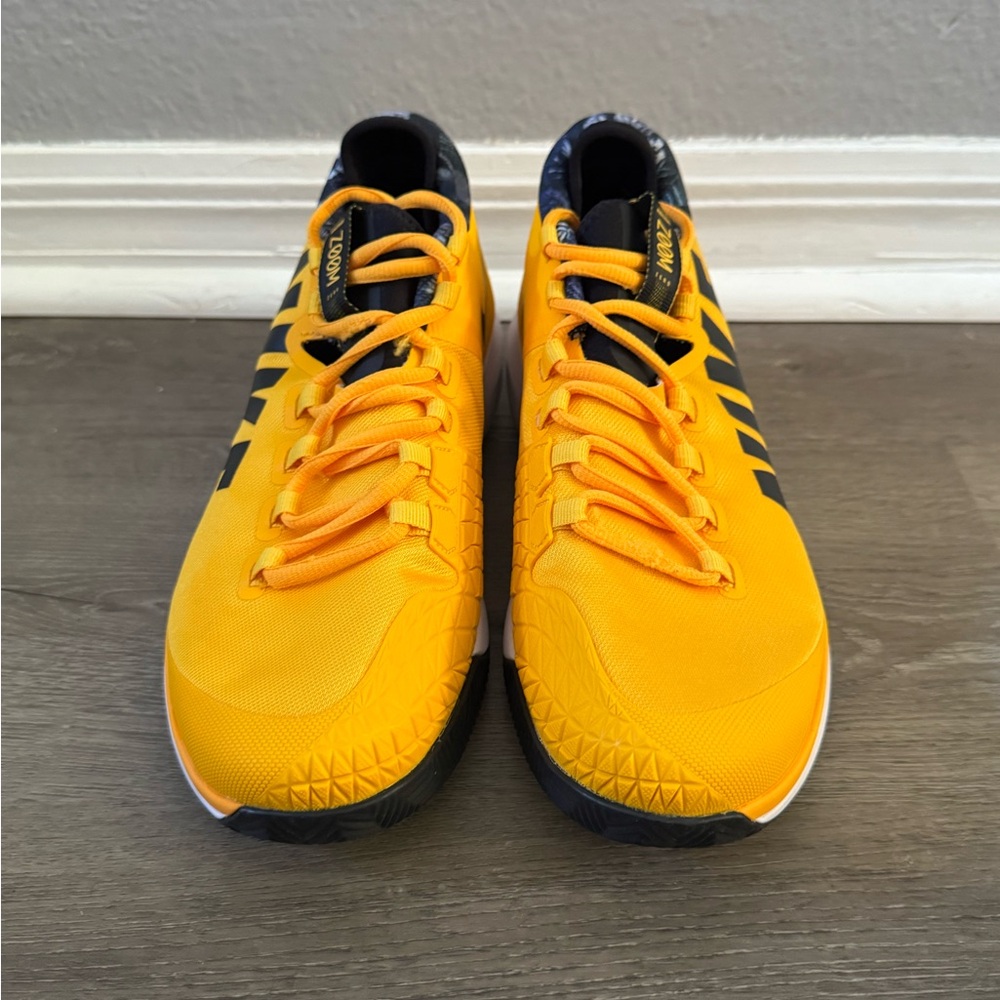 Nike ZOOM Men's Bright Yellow Athletic Shoes
